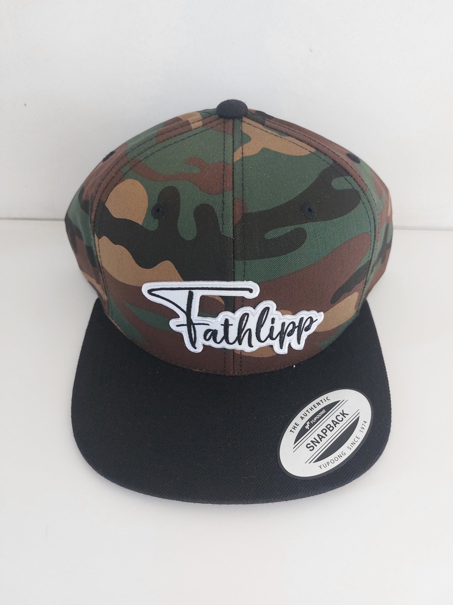 Classic Snapback 2-tone Camo Cap