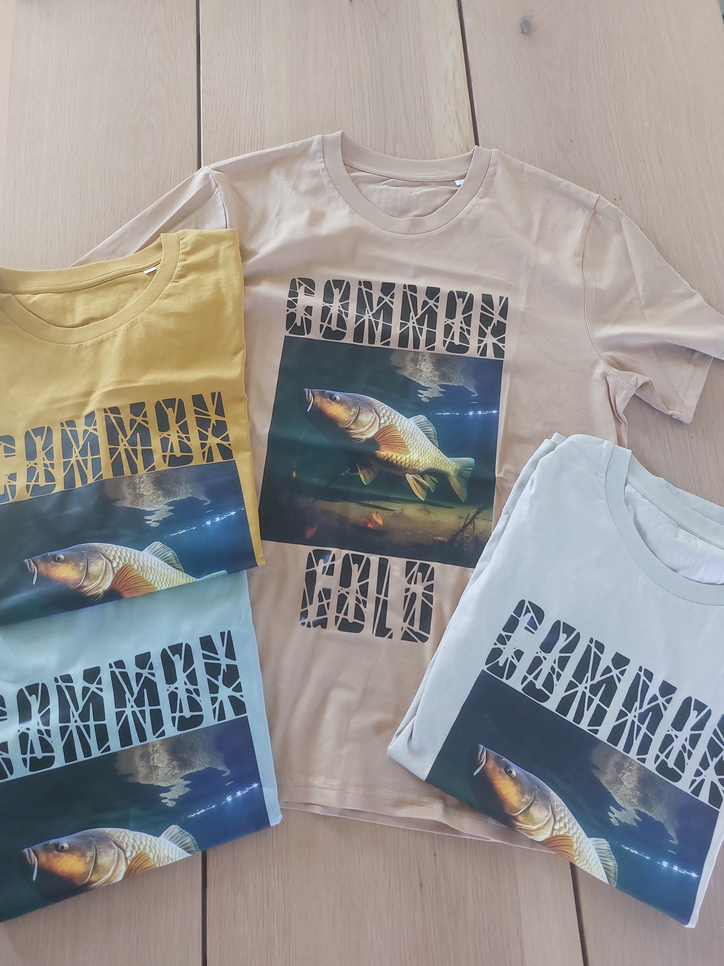 Common gold T-shirt